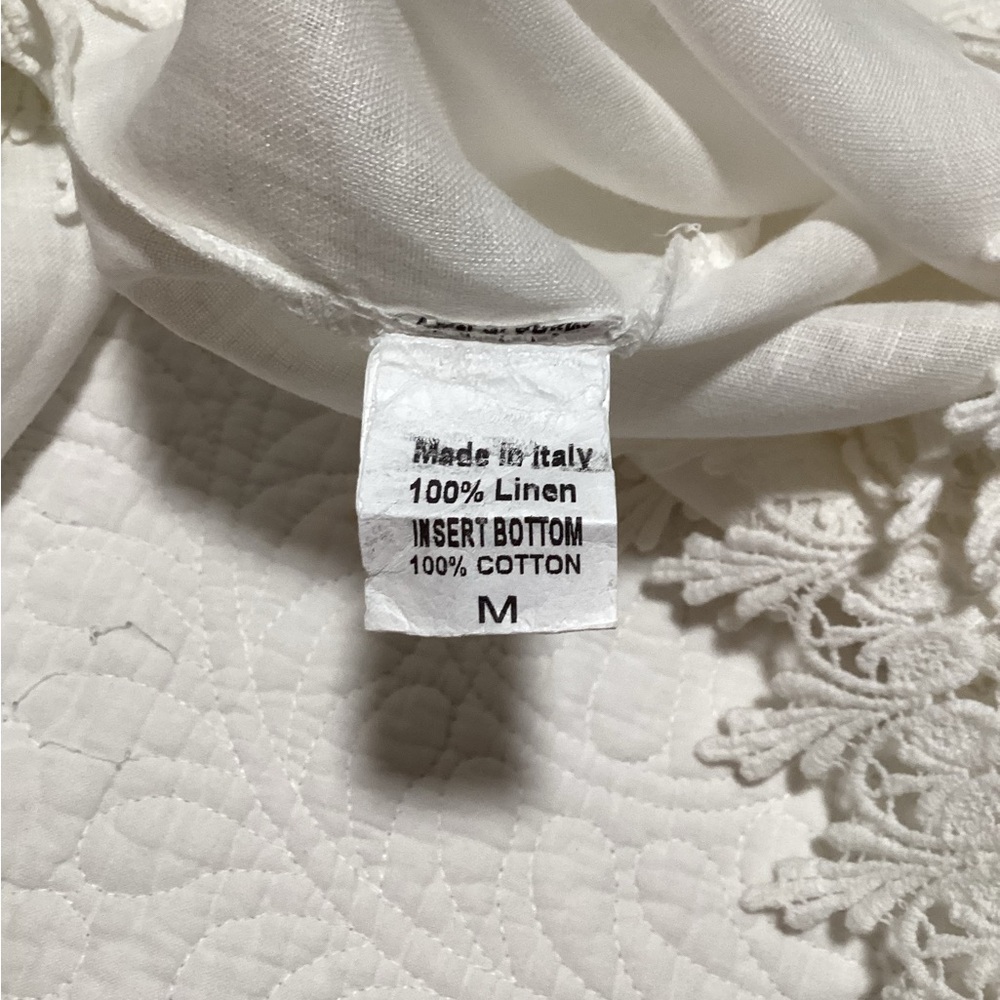 Elegant White Lace Hem Blouse - Picture 7 of 8
